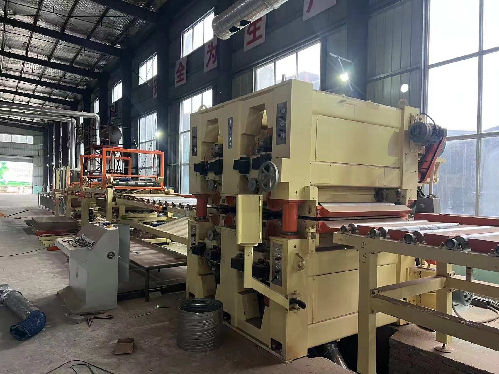 Wide Belt Sanding Machine for Making Particle Board OSB & MDF Board